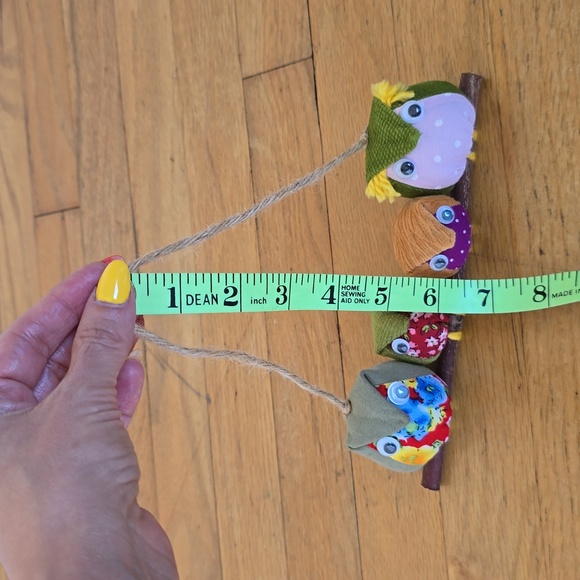 Wall Decorating Colorful Fabric Handmade 4 Owls Family Branch Wall Hanging 8"×7" - Picture 9 of 10